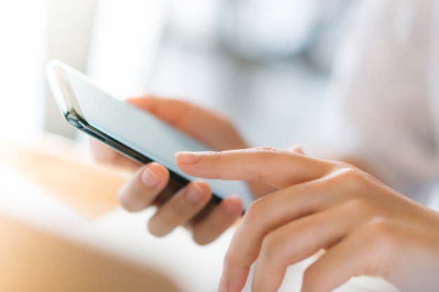 New Research Connects Binge-Scrolling to Problematic Digital Habits
