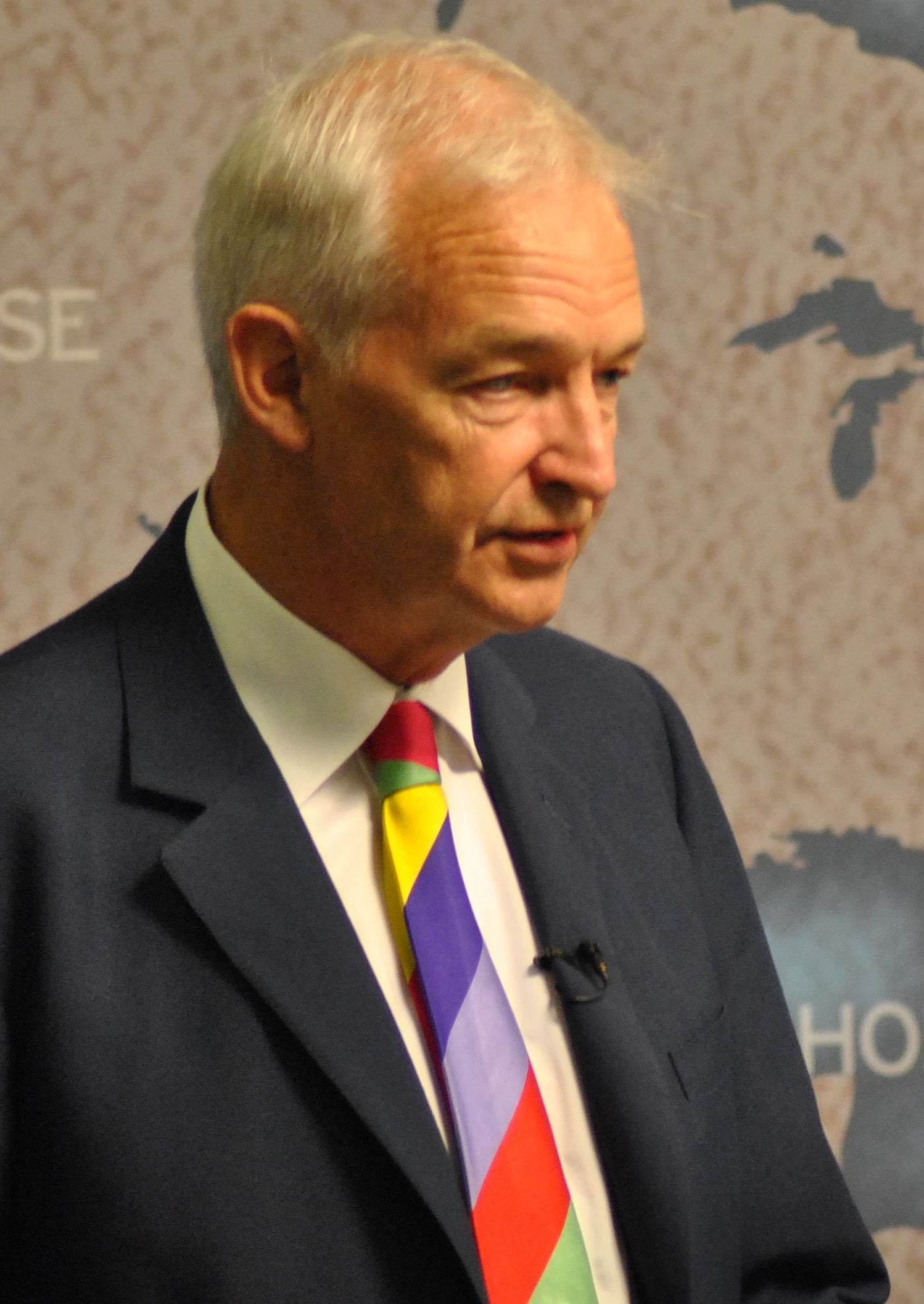 Veteran Broadcaster Jon Snow Reveals Alzheimer's Diagnosis
