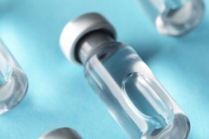 University Students Offered Free Meningitis B Vaccinations