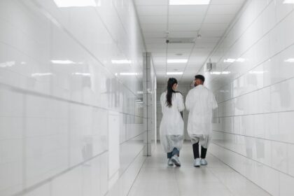 Why Early Doctors Believed in Bloodletting and What Replaced It