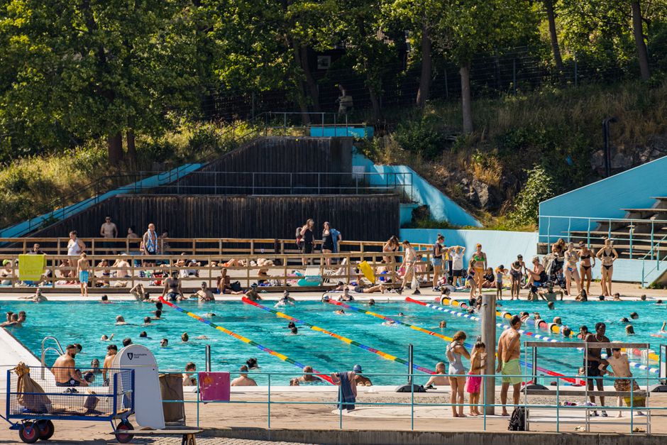 The History of the Public Swimming Pool